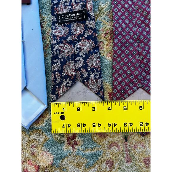 Silk Tie Bundle: Dior, De La Renta, Givenchy, Fendi, Valentino, Lagerfeld - Picture 6 of 13